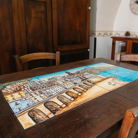 アトラーニCasa Manuアパートメント エクステリア 写真